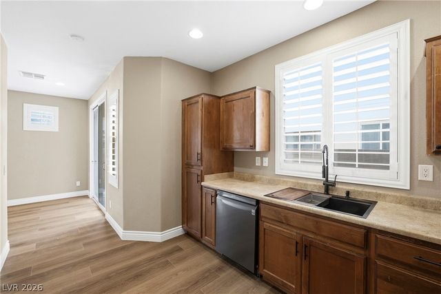 7616 Perla Del Mar Avenue, Las Vegas, NV 89179