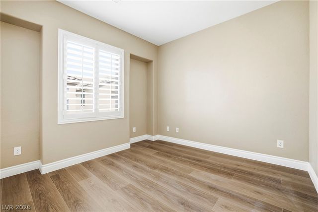 7616 Perla Del Mar Avenue, Las Vegas, NV 89179