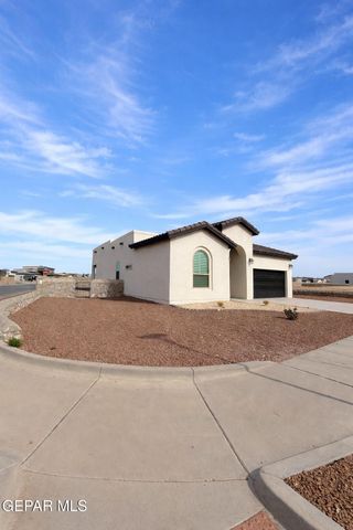 874 HARPENDEM Drive, El Paso, TX 79928