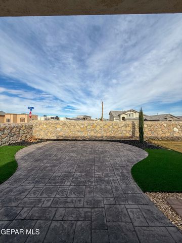 874 HARPENDEM Drive, El Paso, TX 79928