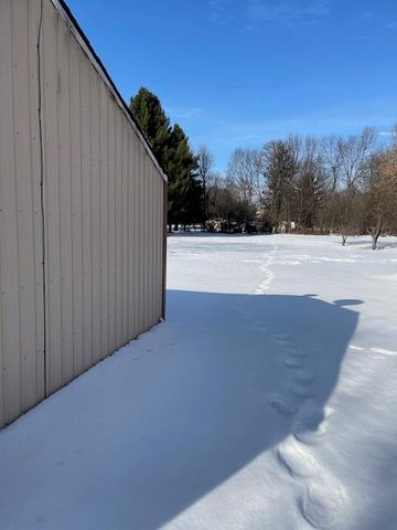 509 E Jefferson Street, Augusta, MI 49012