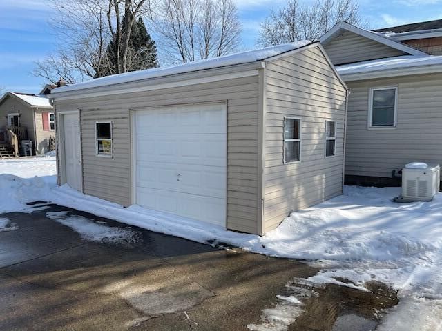 509 E Jefferson Street, Augusta, MI 49012