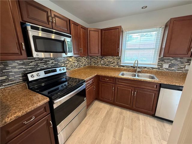 2910 Webb Bridge Road, Alpharetta, GA 30009