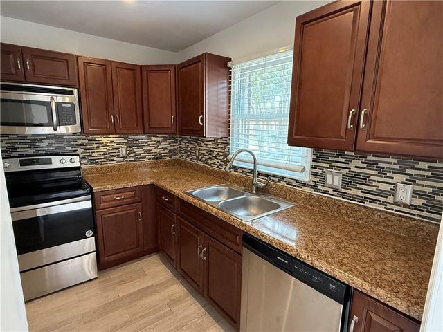 2910 Webb Bridge Road, Alpharetta, GA 30009