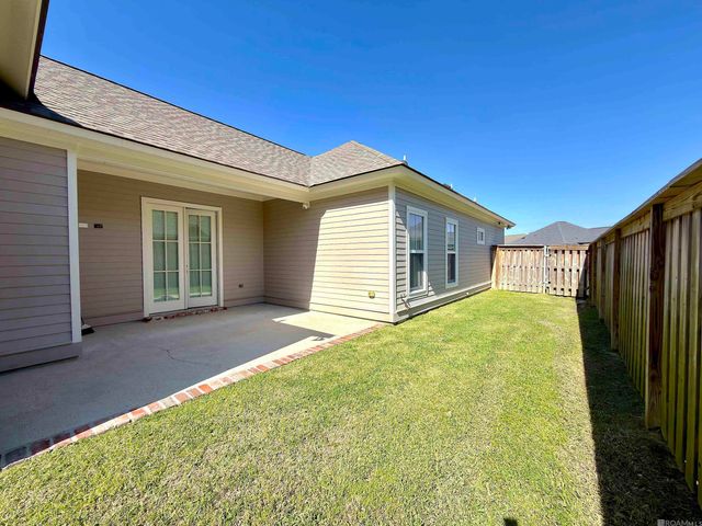4051 Memorial Square, Zachary, LA 70791