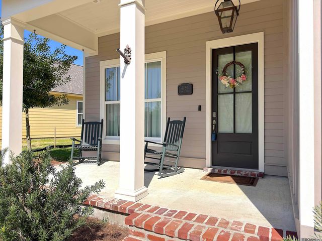 4051 Memorial Square, Zachary, LA 70791