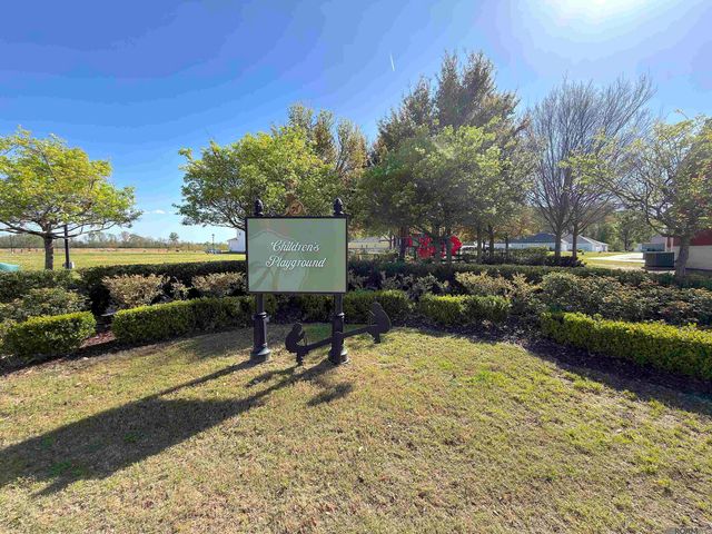 4051 Memorial Square, Zachary, LA 70791