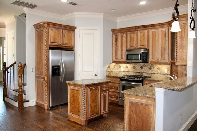 5151 Miller Avenue, Dallas, TX 75206