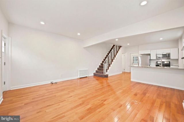 114 W SALAIGNAC ST, Philadelphia, PA 19127