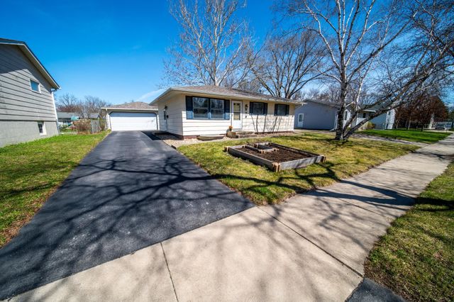 979 18th Street SE, Rochester, MN 55904