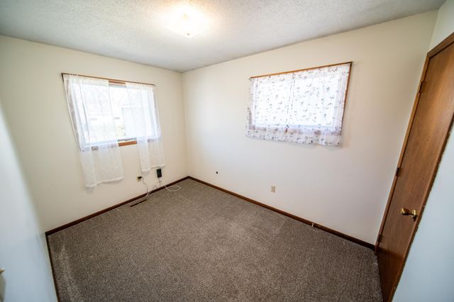 979 18th Street SE, Rochester, MN 55904