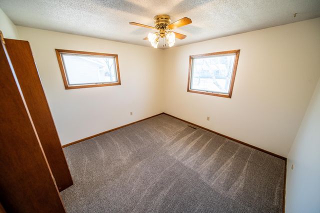 979 18th Street SE, Rochester, MN 55904