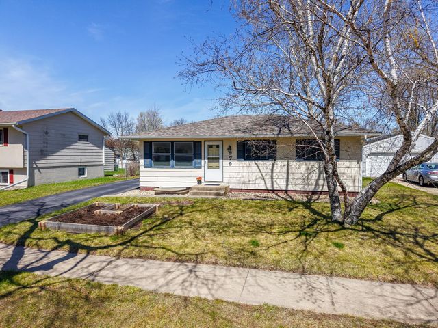 979 18th Street SE, Rochester, MN 55904