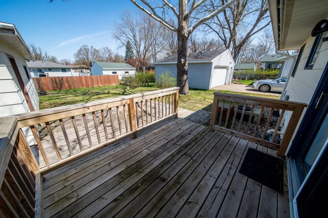 979 18th Street SE, Rochester, MN 55904
