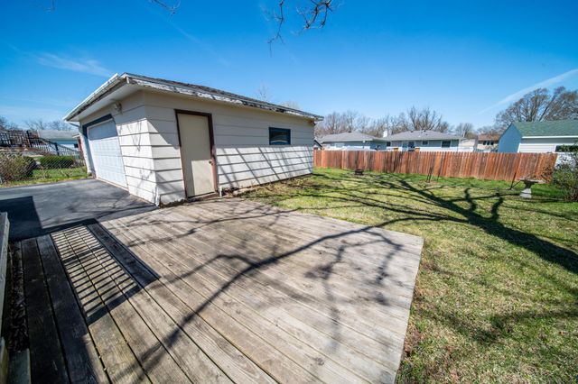 979 18th Street SE, Rochester, MN 55904