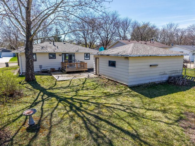 979 18th Street SE, Rochester, MN 55904