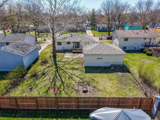 979 18th Street SE, Rochester, MN 55904