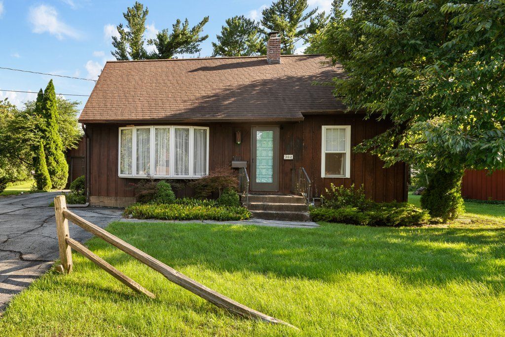 3112 27th Avenue, Rock Island, IL 61201