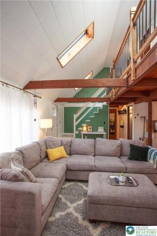 111 Oswayo Drive, Coolbaugh Twp, PA 18347