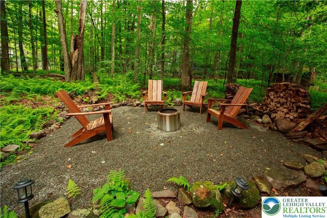 111 Oswayo Drive, Coolbaugh Twp, PA 18347