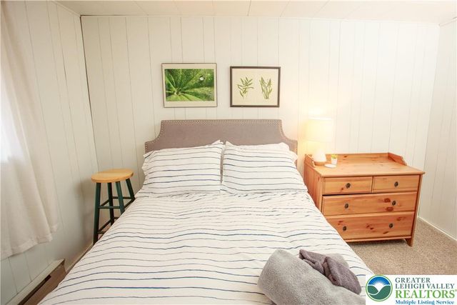 111 Oswayo Drive, Coolbaugh Twp, PA 18347