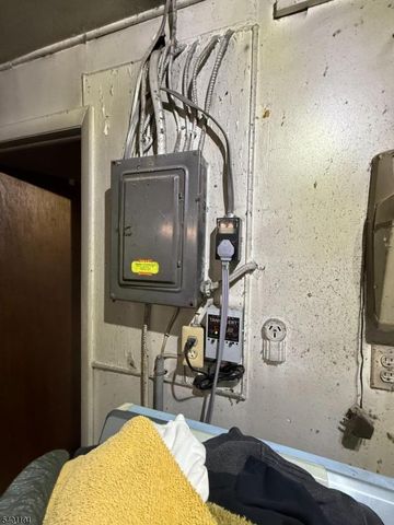 109 Fairlawn Dr, West Milford Twp., NJ 07421