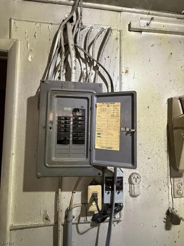 109 Fairlawn Dr, West Milford Twp., NJ 07421