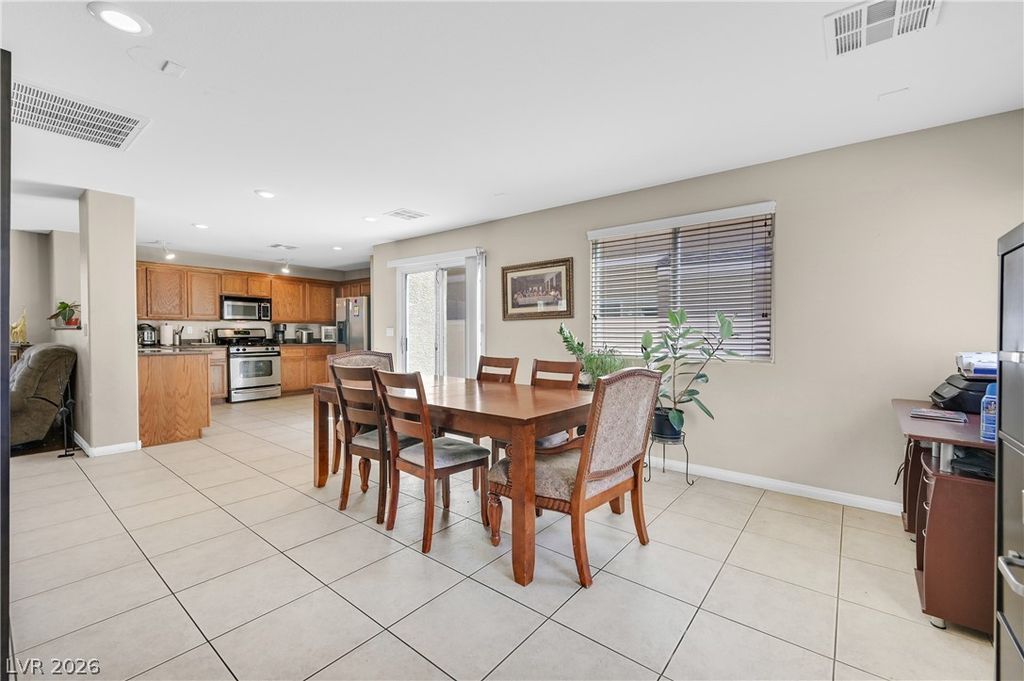 6380 Blue Twilight Court, Las Vegas, NV 89108 — photo 5