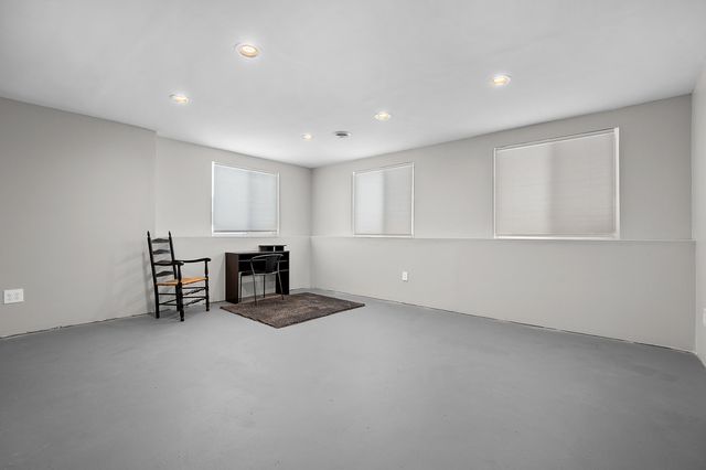 1325 Ellery Grove Court, Vicksburg, MI 49097