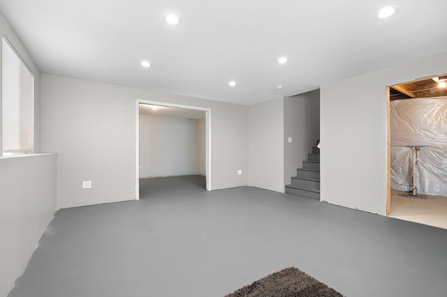 1325 Ellery Grove Court, Vicksburg, MI 49097