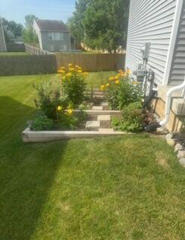 1325 Ellery Grove Court, Vicksburg, MI 49097