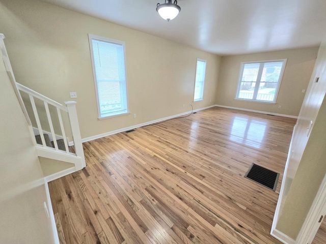 5807 22nd AVENUE, Kenosha, WI 53140