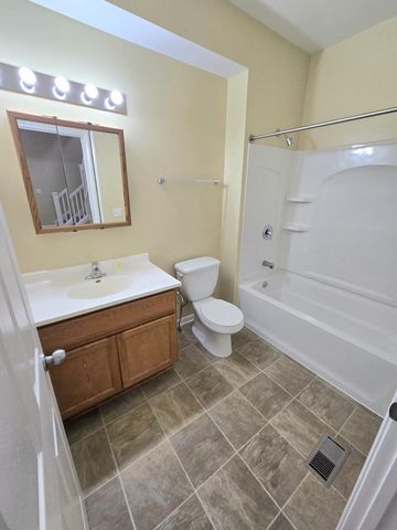 5807 22nd AVENUE, Kenosha, WI 53140