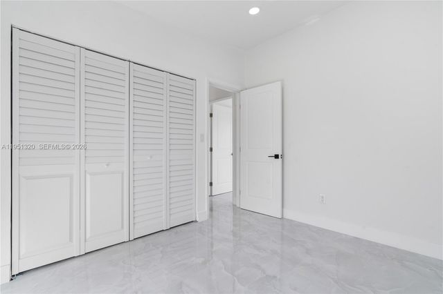 4041 NE 15th Ter, Pompano Beach, FL 33064