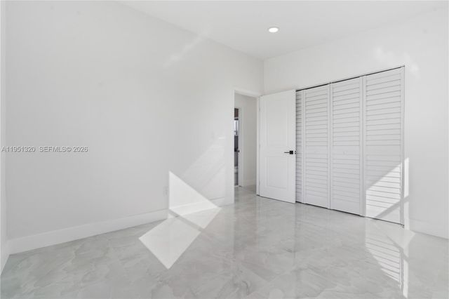 4041 NE 15th Ter, Pompano Beach, FL 33064