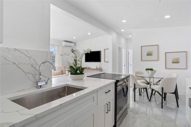 4041 NE 15th Ter, Pompano Beach, FL 33064