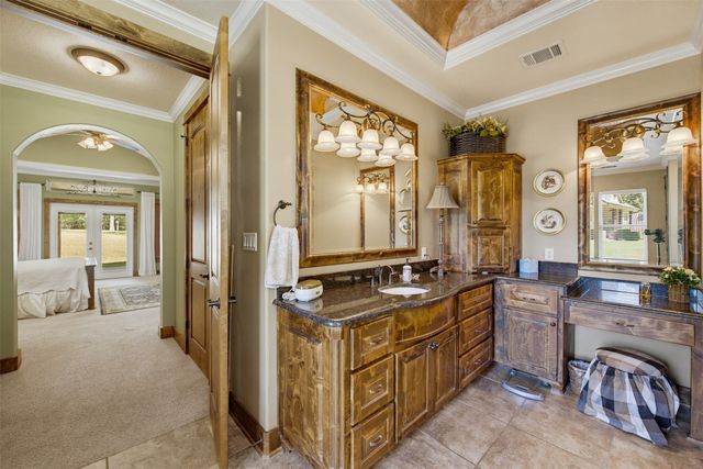 190 Wood Oak Trail, Weatherford, TX 76088