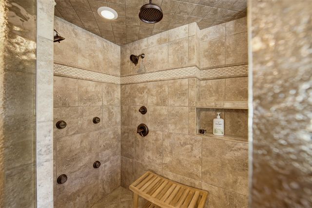 190 Wood Oak Trail, Weatherford, TX 76088