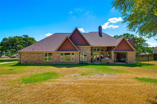 190 Wood Oak Trail, Weatherford, TX 76088
