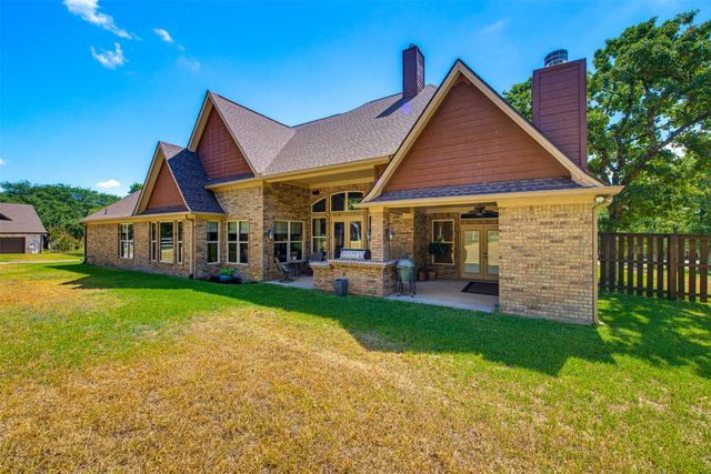 190 Wood Oak Trail, Weatherford, TX 76088