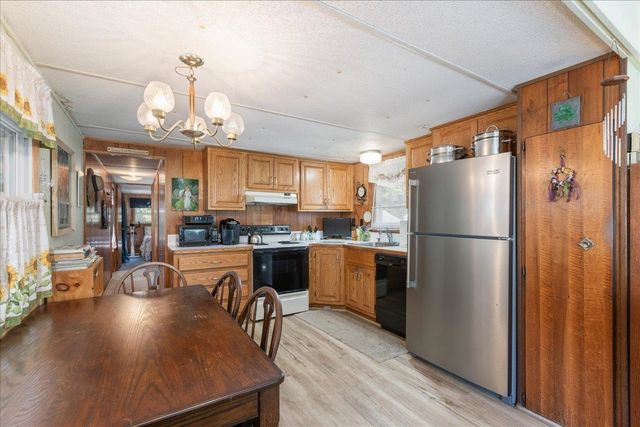 99 Hayes Mobile Home Park, Exeter, NH 03833