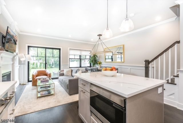 45 Ocean St B, Millburn Twp., NJ 07041