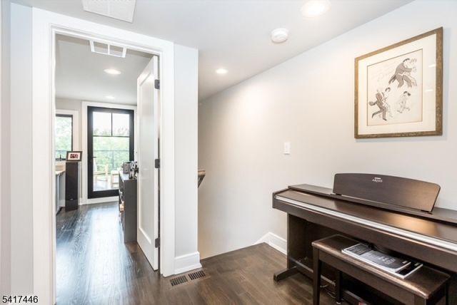 45 Ocean St B, Millburn Twp., NJ 07041