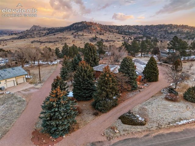 1124 Eagle Rock Road, Colorado Springs, CO 80918