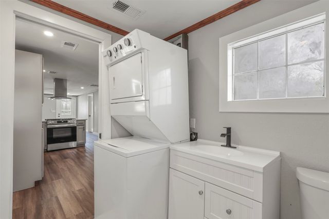 400 S Garrett Avenue, Garrett, TX 75119