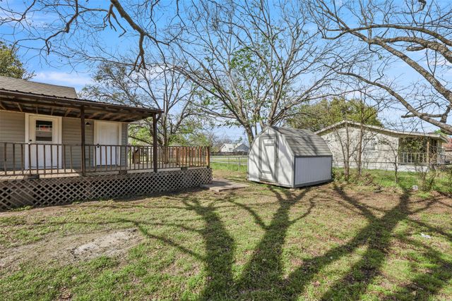 400 S Garrett Avenue, Garrett, TX 75119