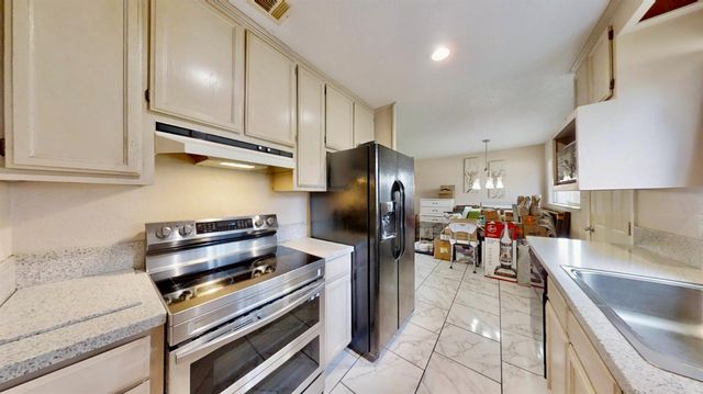 7353 Rollingwood Blvd, Citrus Heights, CA 95621