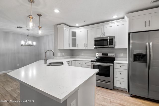 7667 N Wickham Road 1201, Melbourne, FL 32940