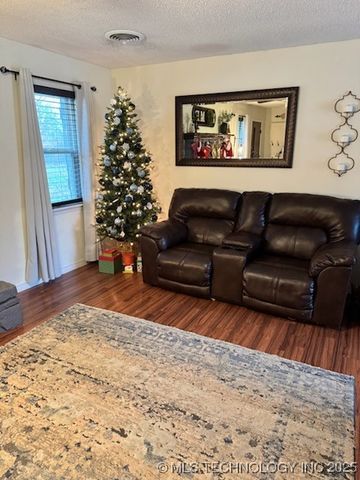 8611 N 163rd East Avenue, Owasso, OK 74055