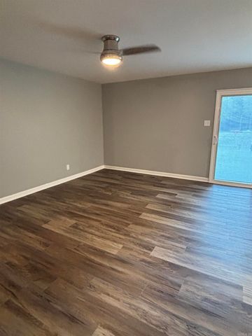 8919 McKim Drive, Mabelvale, AR 72103